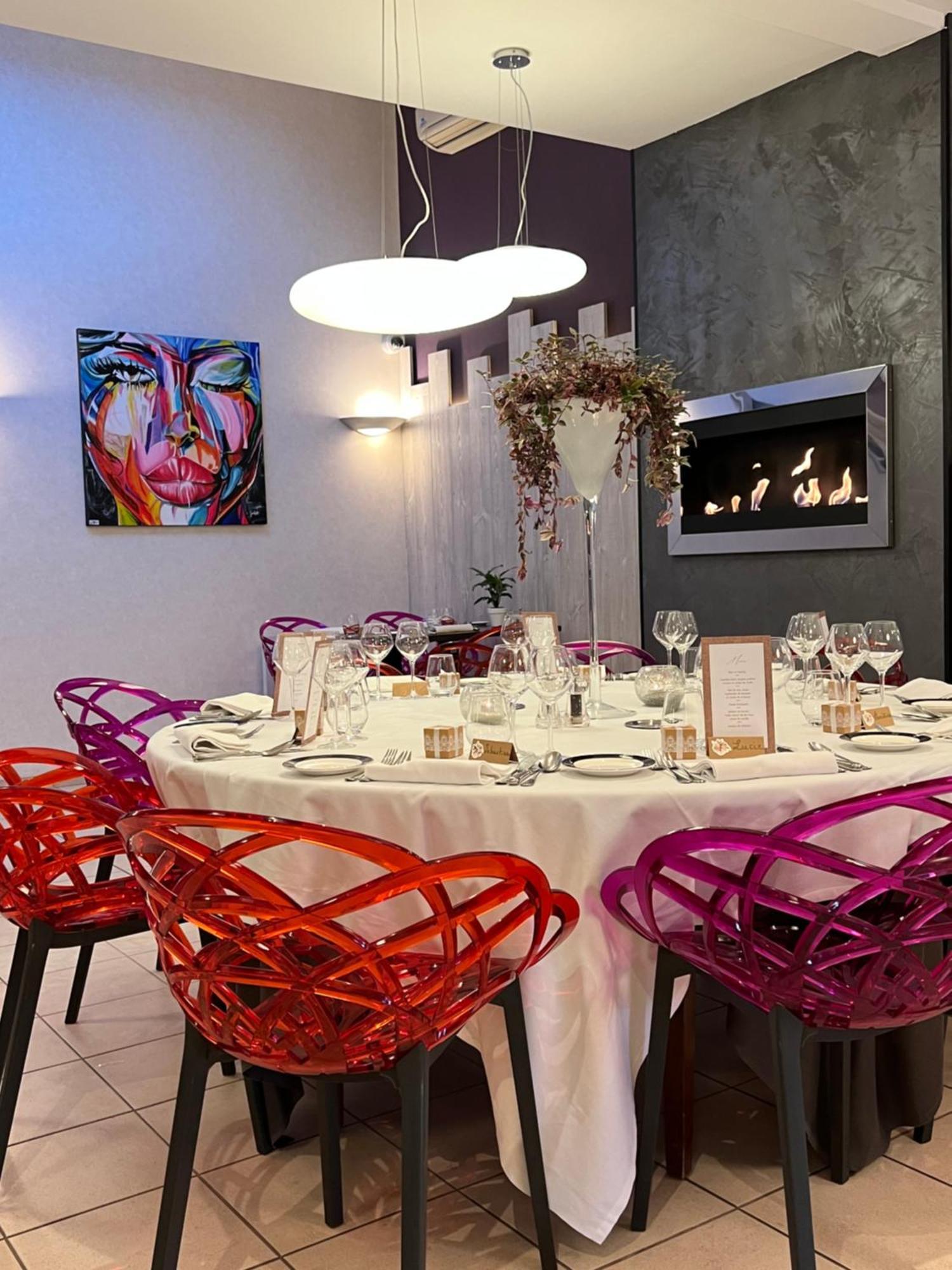 Hotel La Glycine Hotel, Et Bien-etre Bénouville